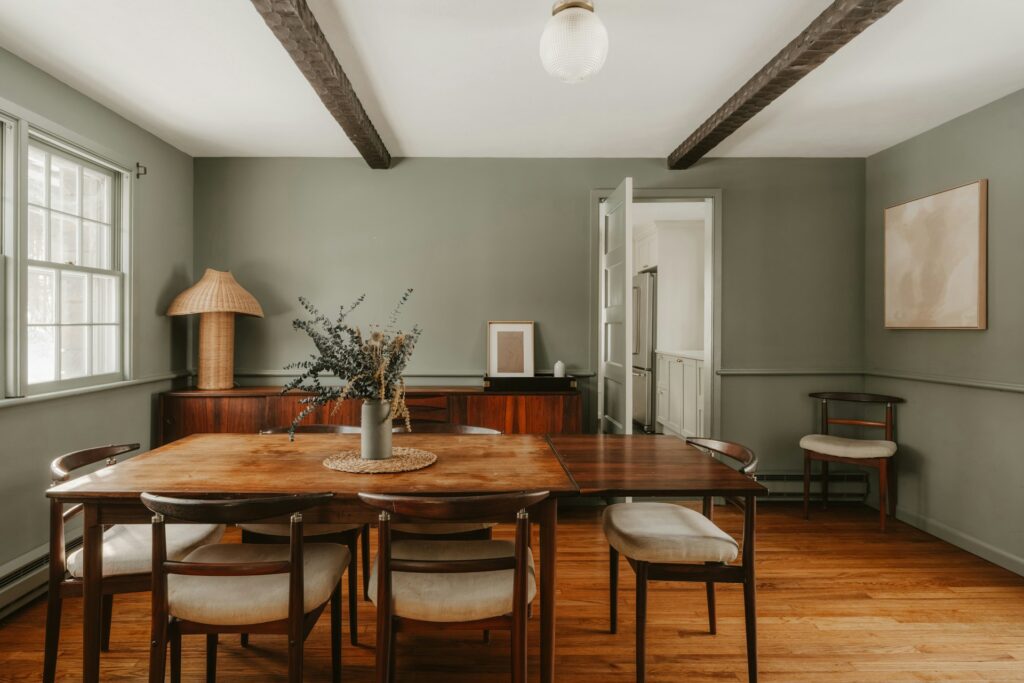 Clay Banks DCLu7HsWek Unsplash 1024x683